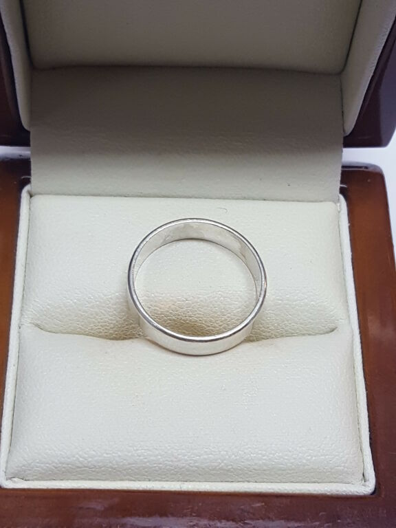 SREBRNA OBRĄCZKA PR. 925 R.13 GRAM 2,32