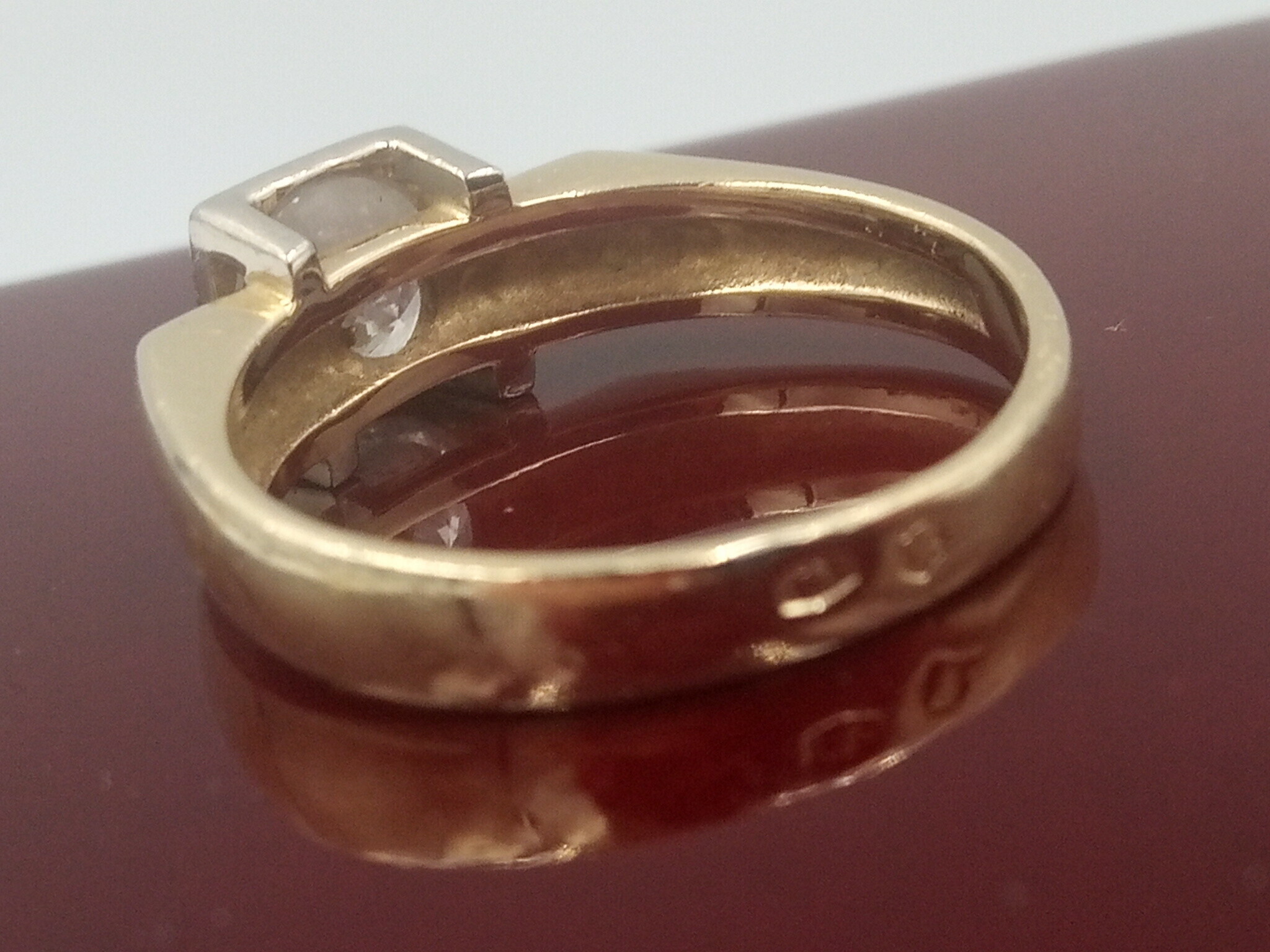 zloty-pierscionek-58514kw382r11-rozmiarsrednica-wew-mm-372-11