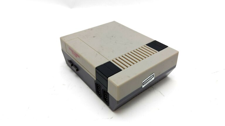 KONSOLA CLASSIC NES MINI GAME (STACJA, PADY)
