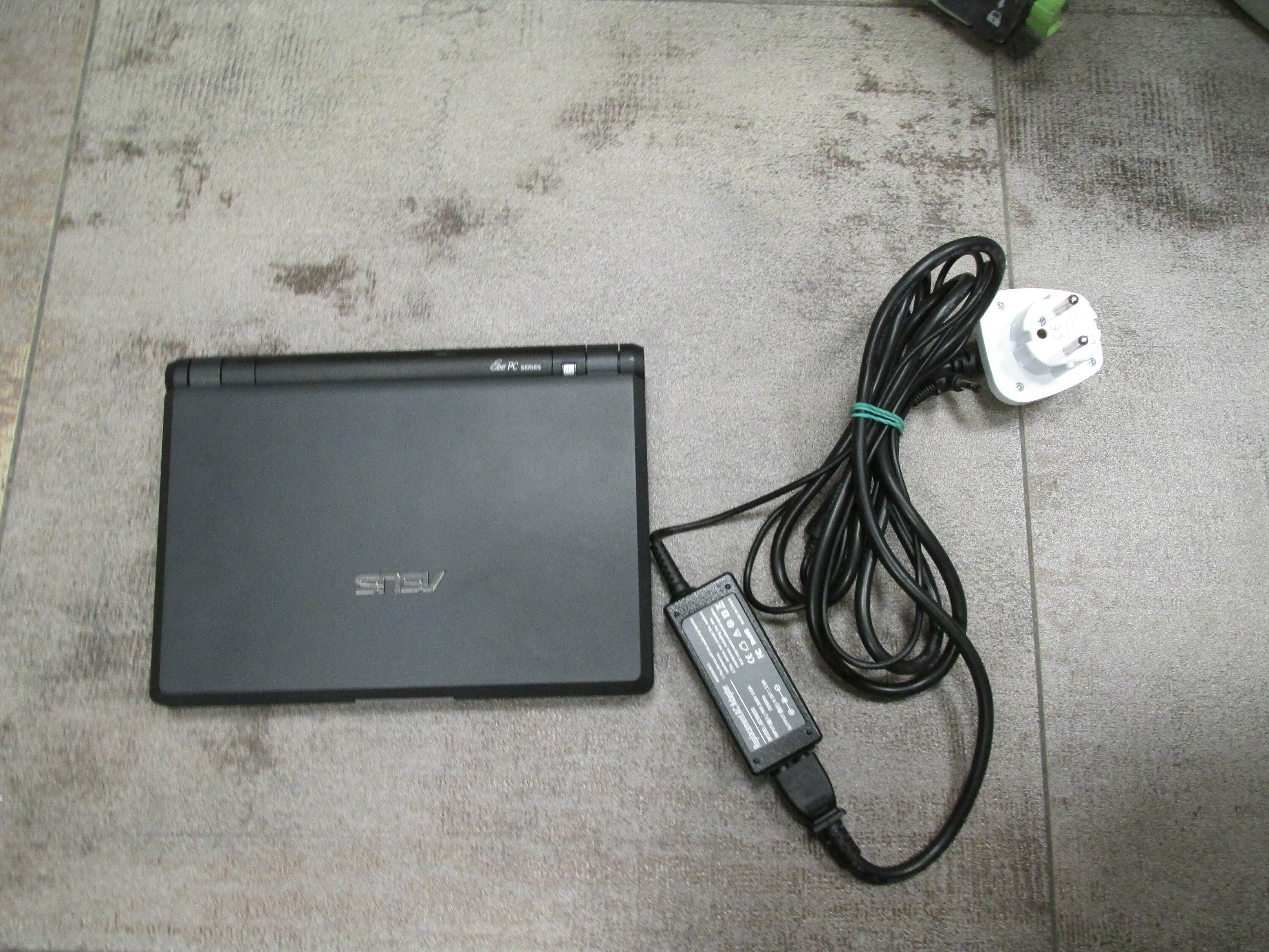 notebook-asus-eee-pc-2g-surf-czytaj-opis-rozdzielczosc-px-inna