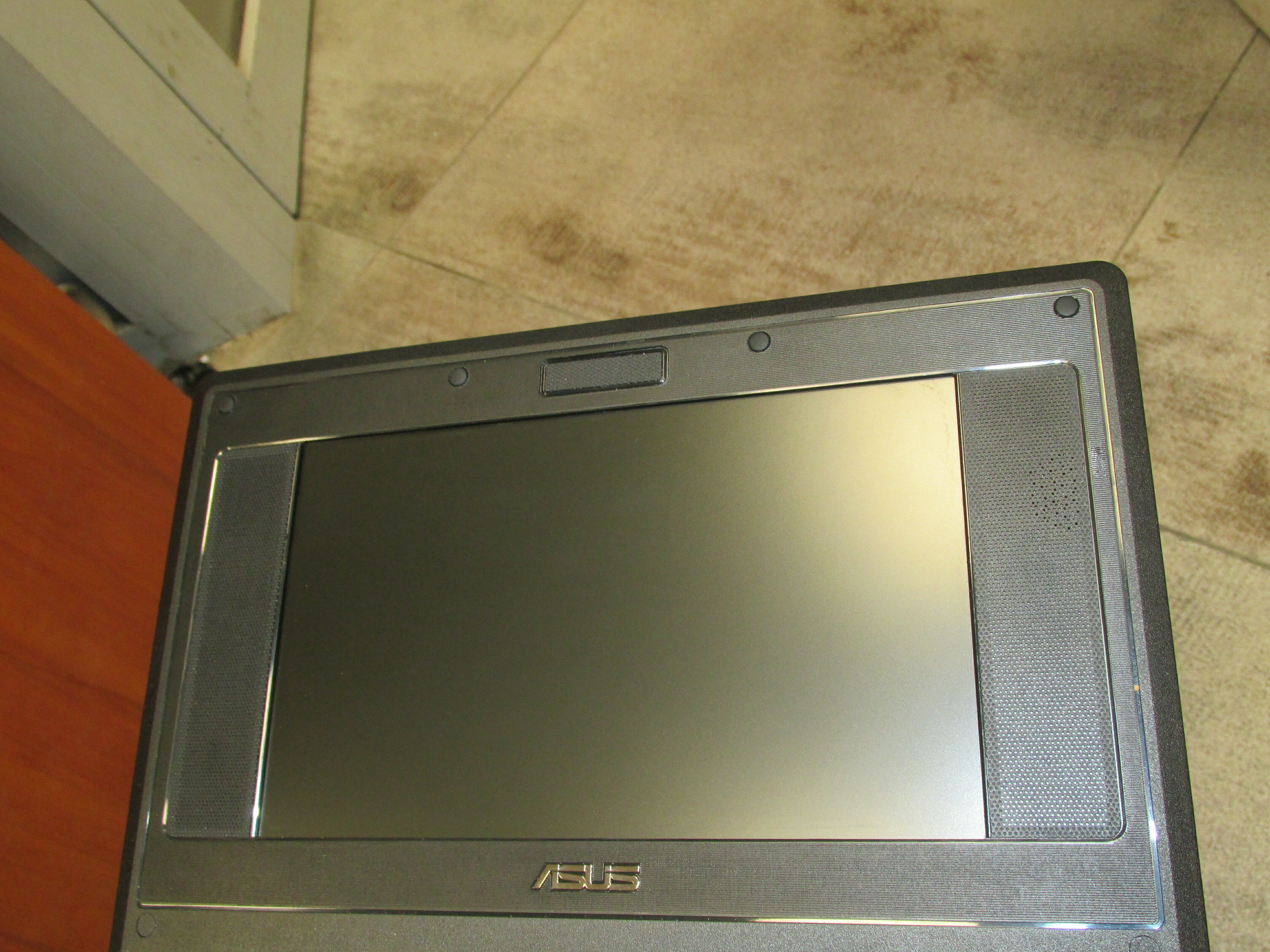 notebook-asus-eee-pc-2g-surf-czytaj-opis-pojemnosc-dysku-2