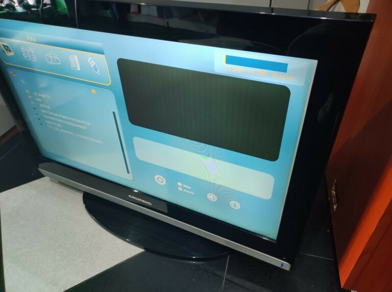 telewizor-grundig-32-6951-bez-pilota-marka-211398-505525