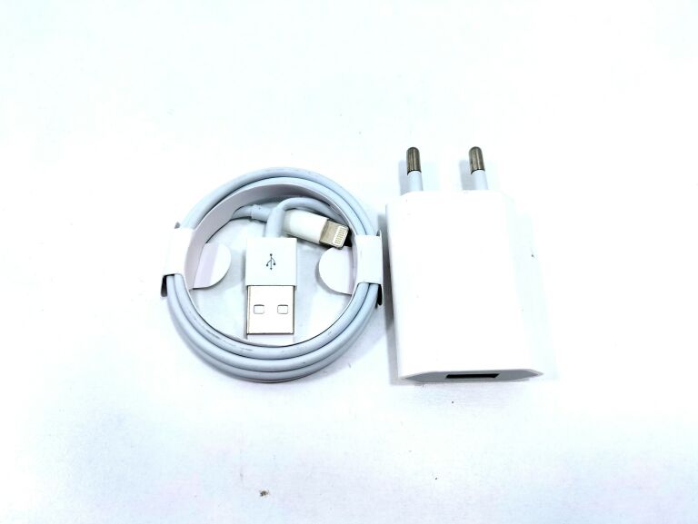 6ladowarka-z-kablem-lightning-ean-gtin-6974063061138