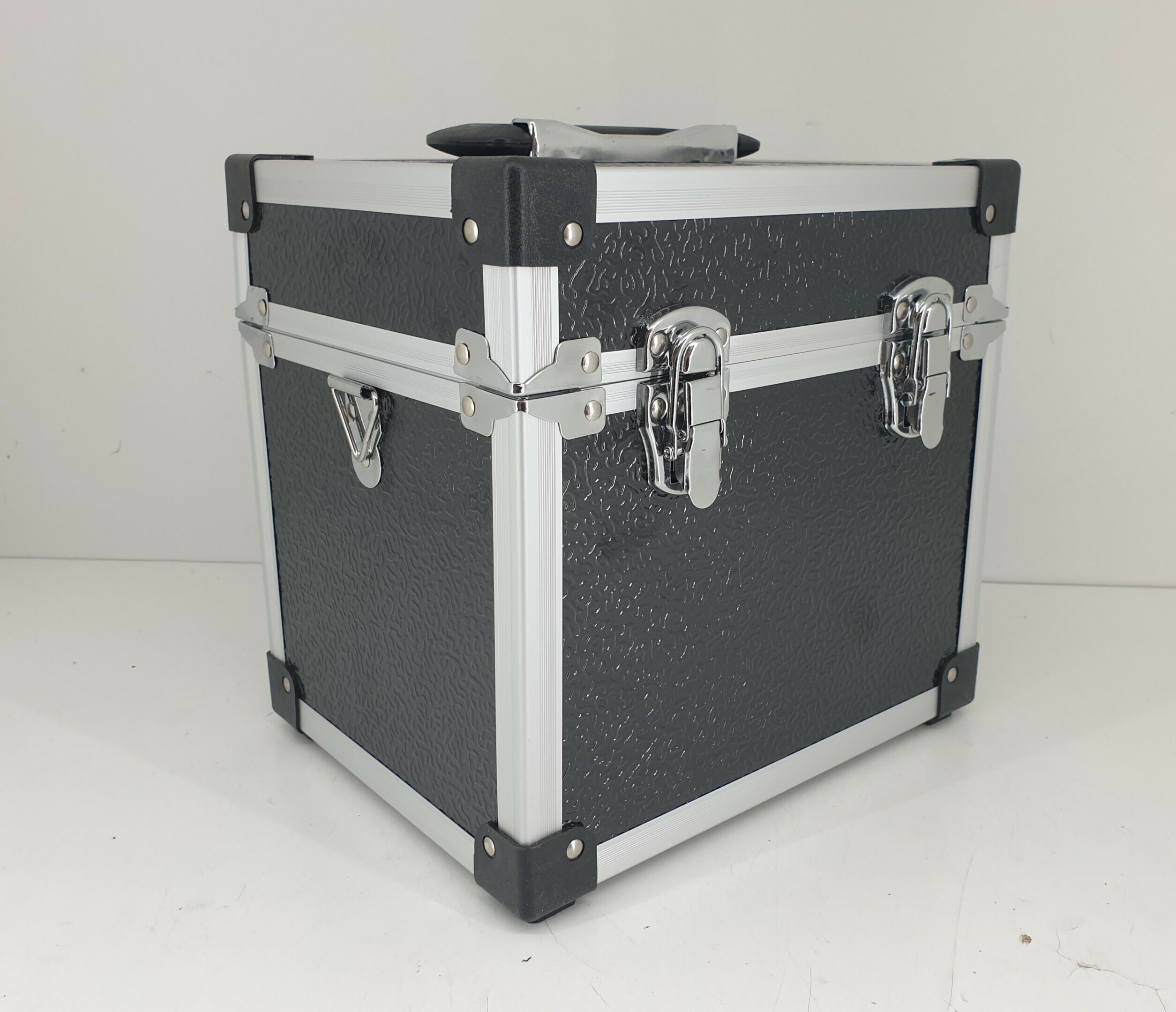 firecore-laser-krzyzowy-zielony-fir411g-marka-firecore