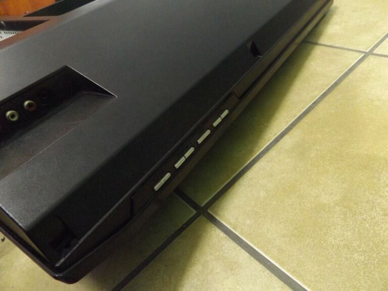 TELEWIZOR PHILIPS 32" PILOT PROBLEM Z OBRAZEM