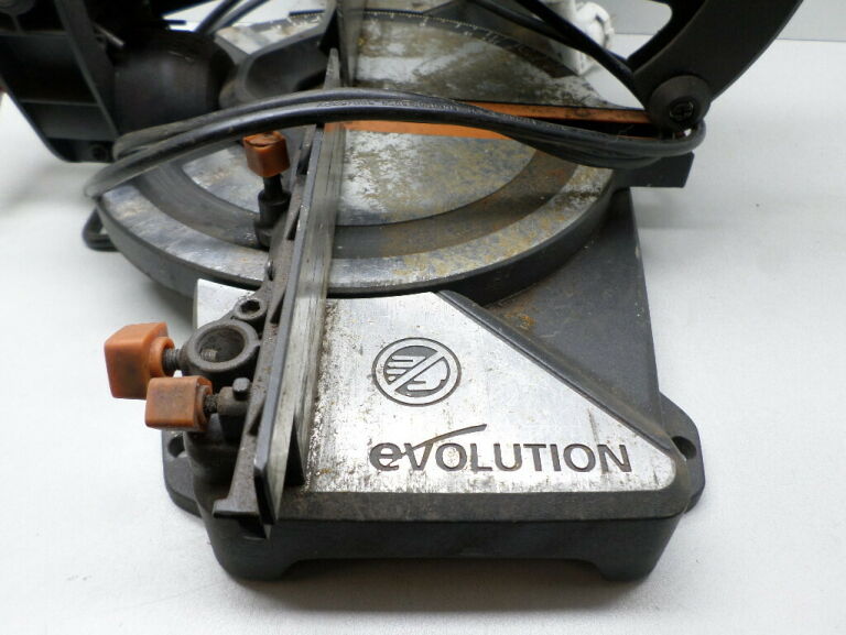 UKOŚNICA EVOLUTION R210SMS
