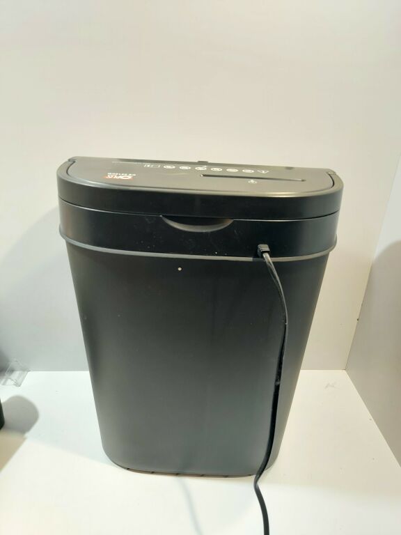 NISZCZARKA DO BIURA OPUS CS 2212 CD