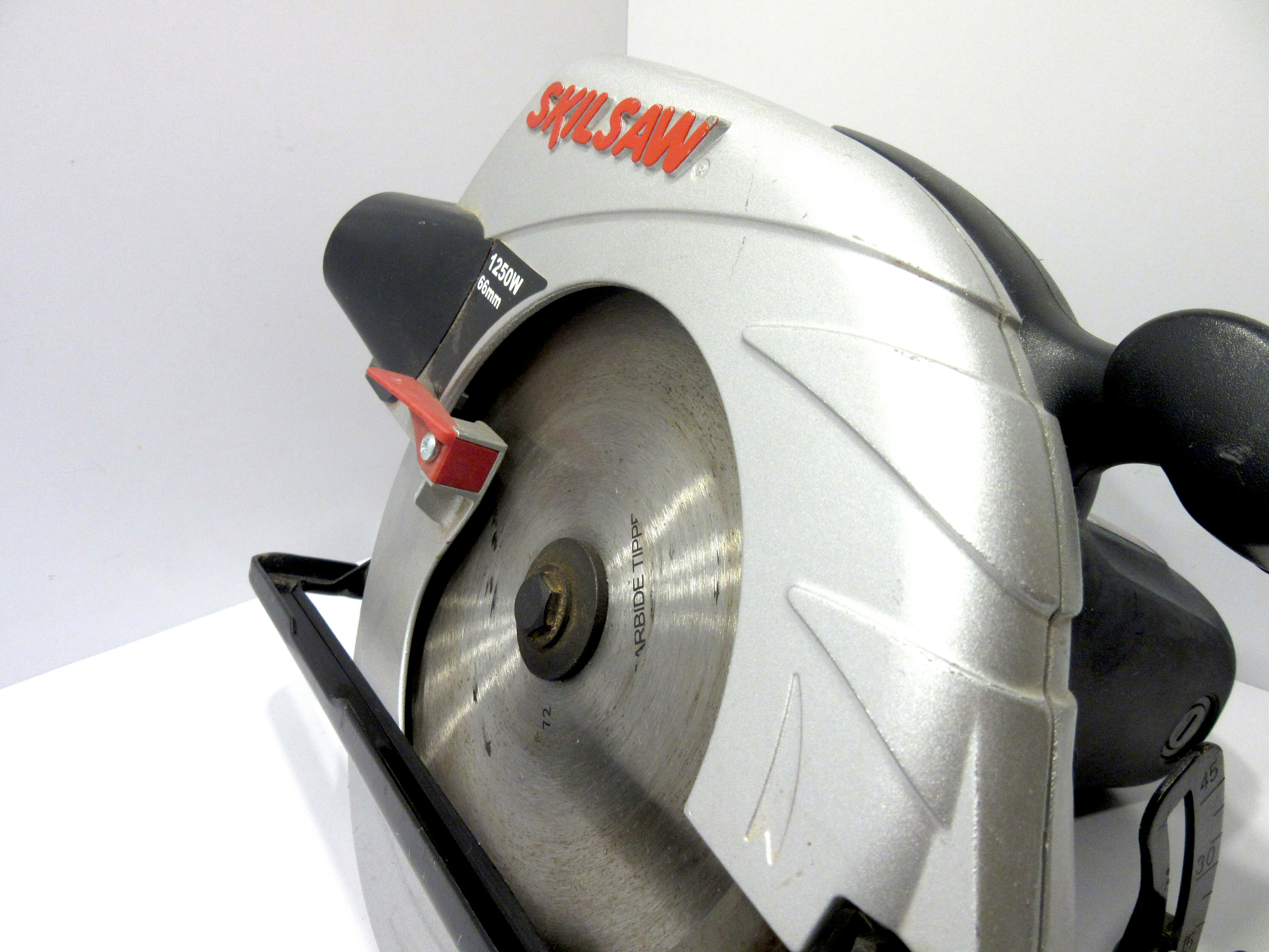 pila-tarczowa-skilsaw-5166-1250w-66mm-stan-uzywany