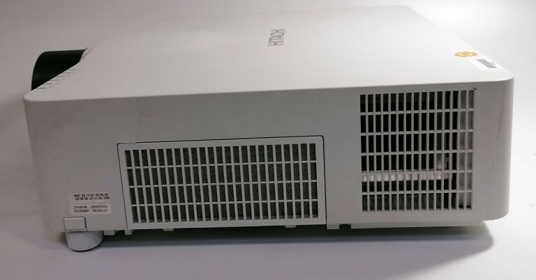 projektor-hitachi-cp-x8160-stan-bdb-okazja-technologia-wyswietlania-lcd