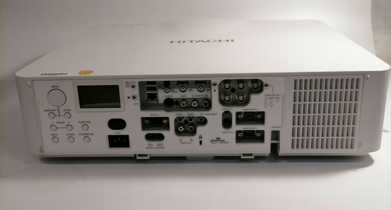projektor-hitachi-cp-x8160-stan-bdb-okazja-stan-uzywany
