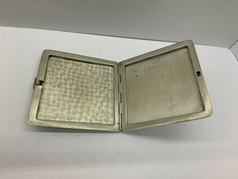 srebrna-pudernica-10957-stan-11323-253798