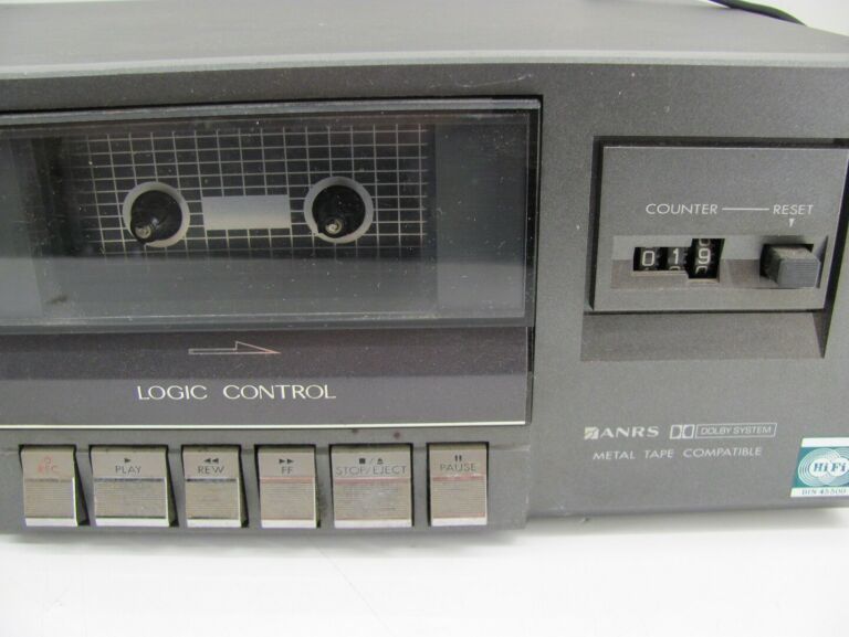 MAGNETOFON DECK JVC KD-V11