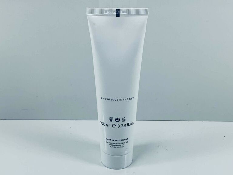 KREM ZŁUSZCZAJĄCY PEELING LA CLE REFINING PEEL