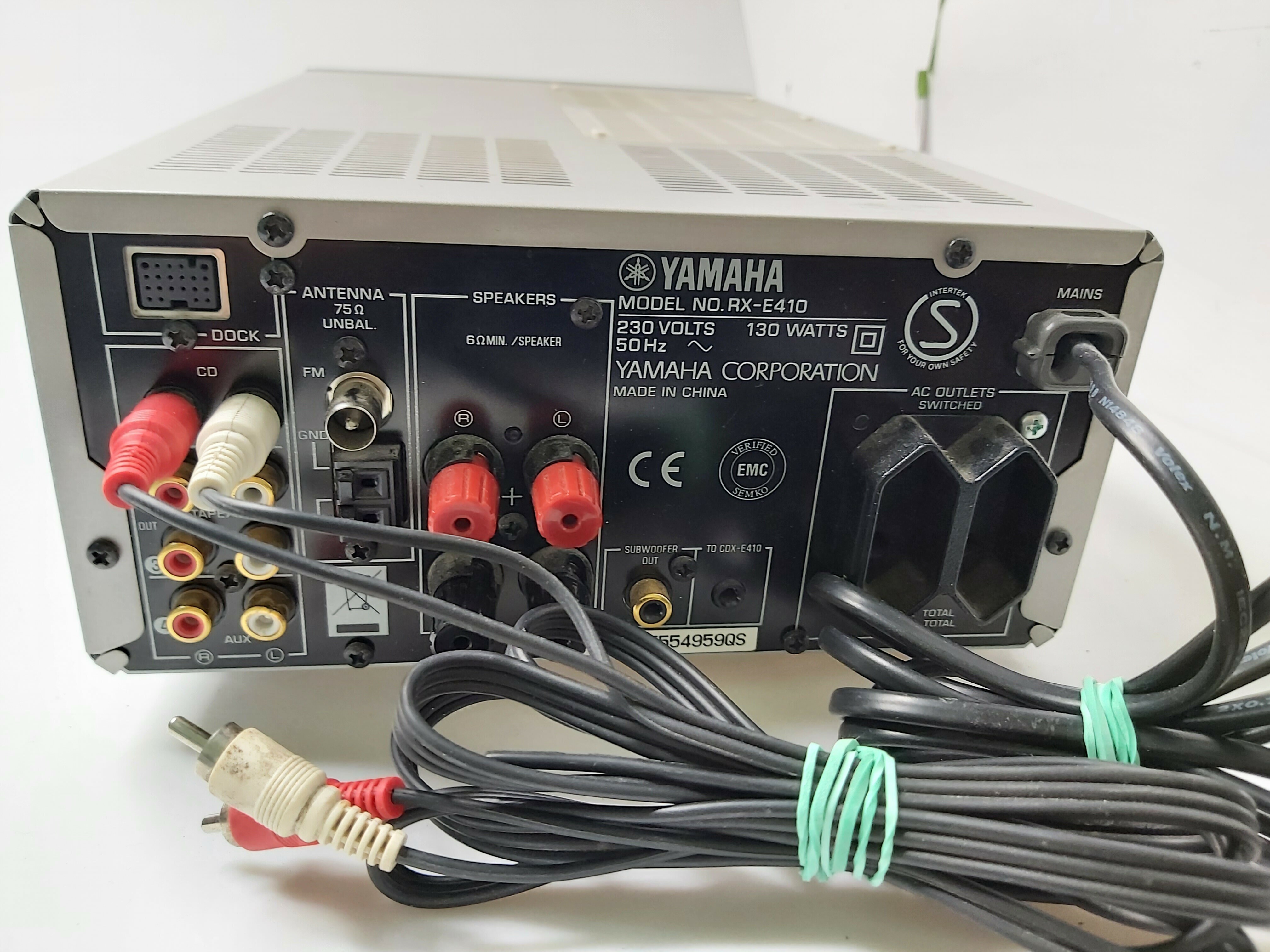 amplituner-yamaha-rx-e410-kolor-srebrny