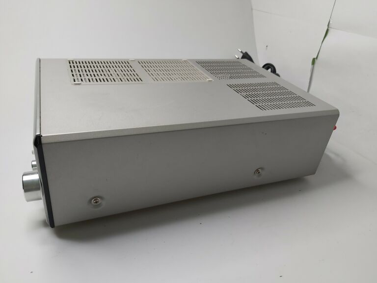 amplituner-yamaha-rx-e410-marka-yamaha