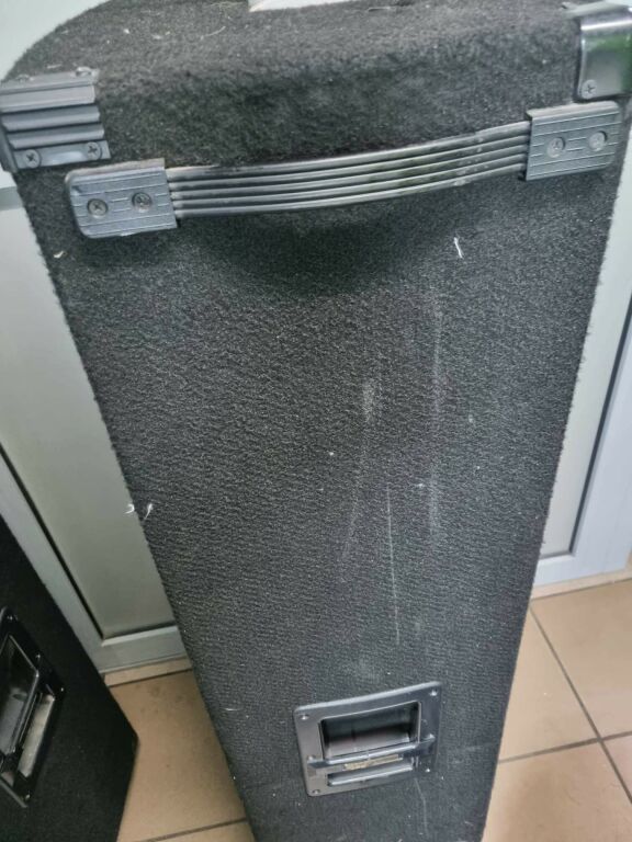 KOLUMNA AKTYWNA BEHRINGER 2200 W