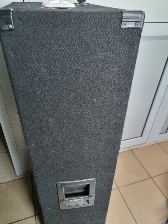 KOLUMNA AKTYWNA BEHRINGER 2200 W