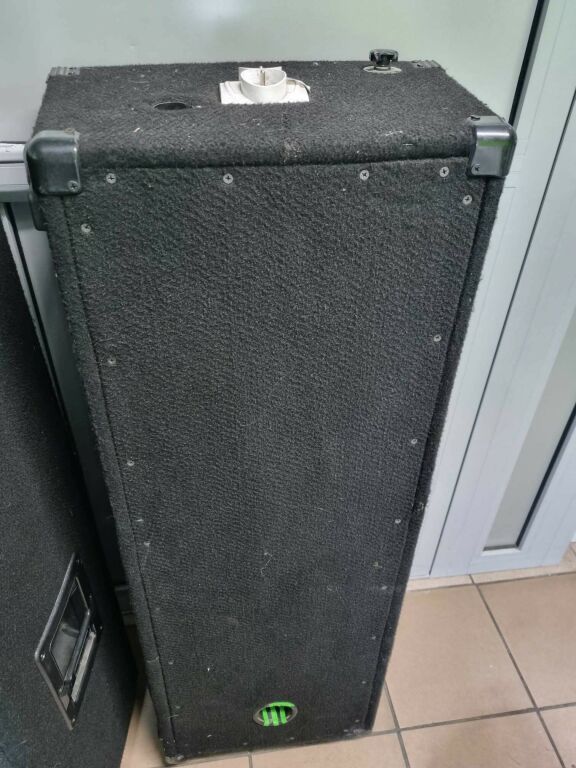 KOLUMNA AKTYWNA BEHRINGER 2200 W