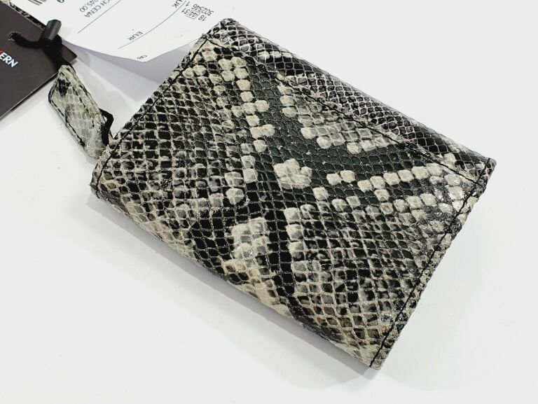 maly-poprtfel-otto-kern-berlin-skora-plec-produkt-damski