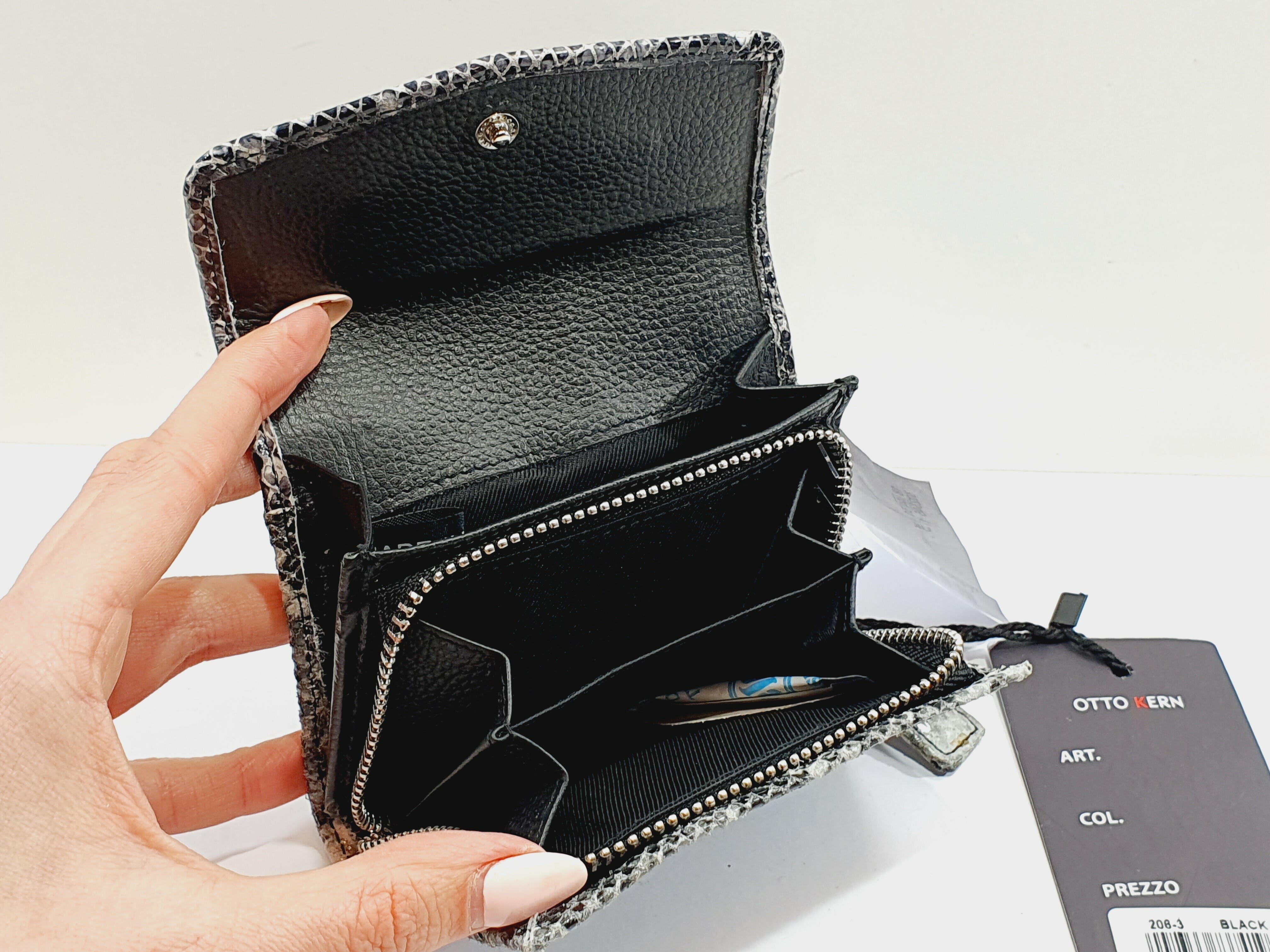 maly-poprtfel-otto-kern-berlin-skora-marka-inna