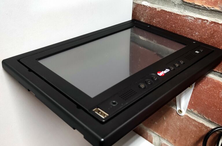 TELEWIZOREK DO SAMOCHODU FAY TECH