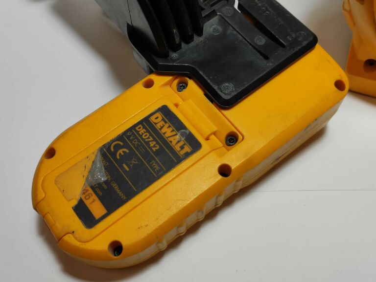 LASER OBROTOWY DEWALT DW074 + OSPRZĘT