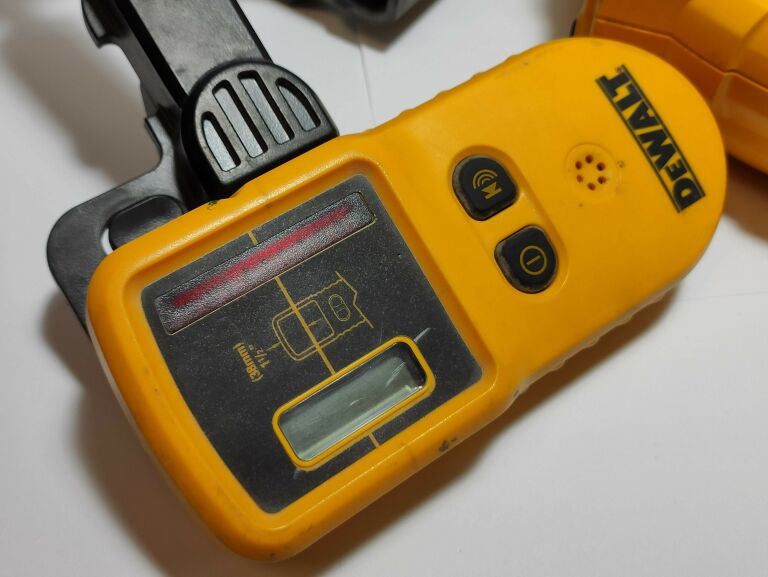 LASER OBROTOWY DEWALT DW074 + OSPRZĘT