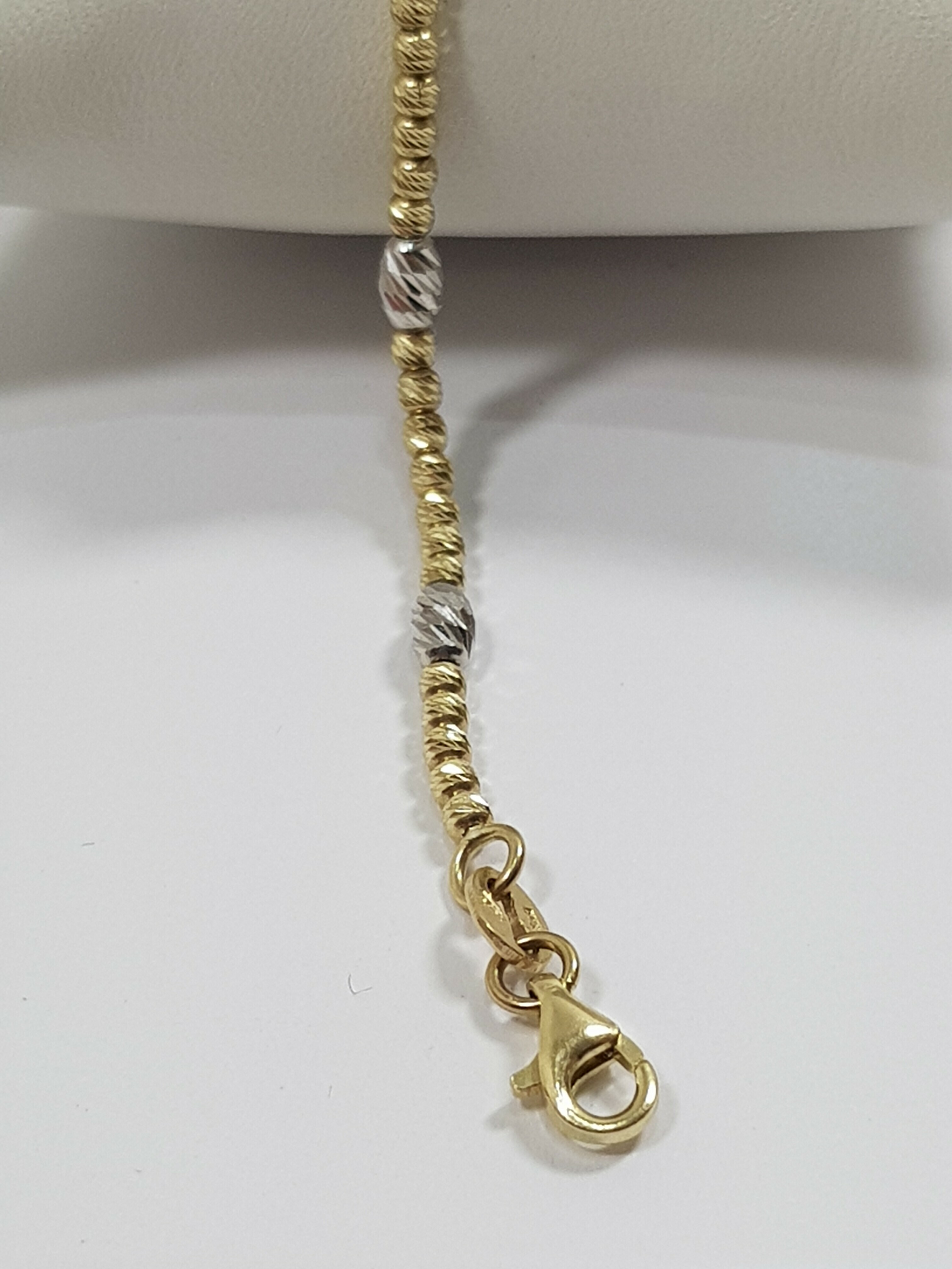 zlota-bransoletka-material-zloto