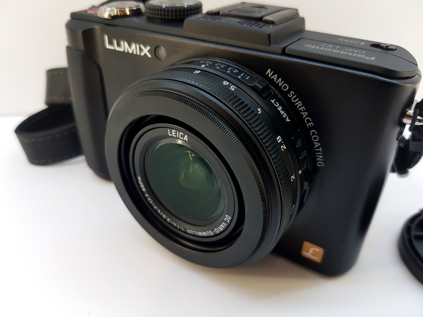 aparat-cyfrowy-panasonic-lumix-dmc-lx7-z-ladowark-stan-uzywany