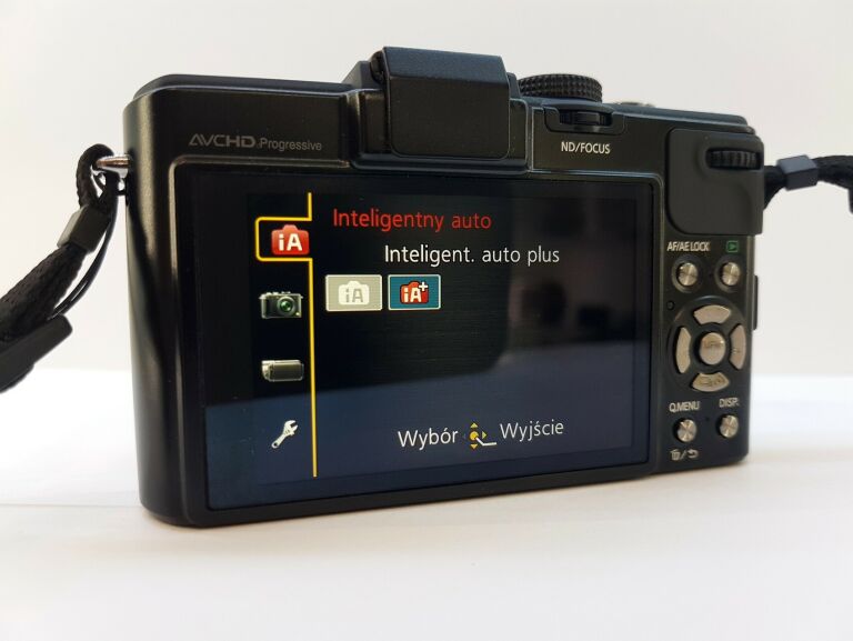 aparat-cyfrowy-panasonic-lumix-dmc-lx7-z-ladowark-model-dmc-lx7