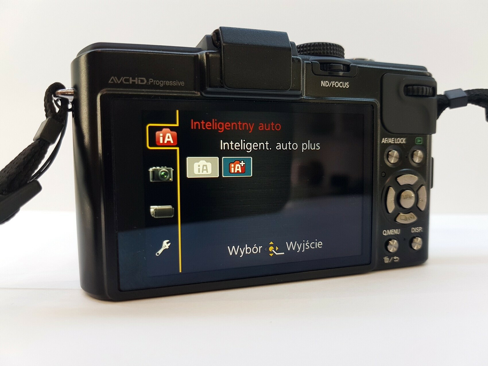 aparat-cyfrowy-panasonic-lumix-dmc-lx7-z-ladowark-model-dmc-lx7