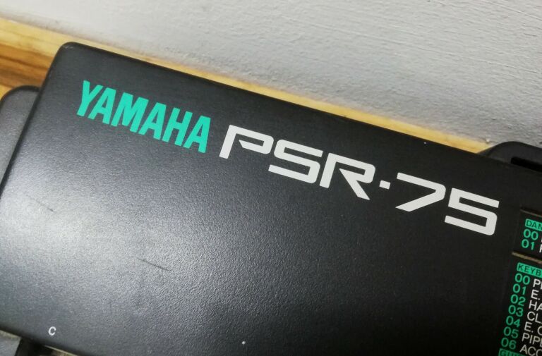 keyboard-yamaha-psr-75-stan-uzywany
