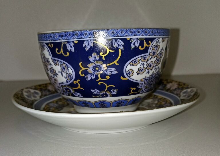 filizanki-porcelan-queen-isabell-limitedcollectio-stan-nie-wymaga-renowacji