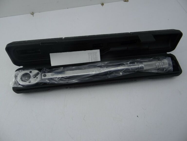 KLUCZ DYNAMOMETRYCZNY MAGNUSSON 1/2" 28-210NM