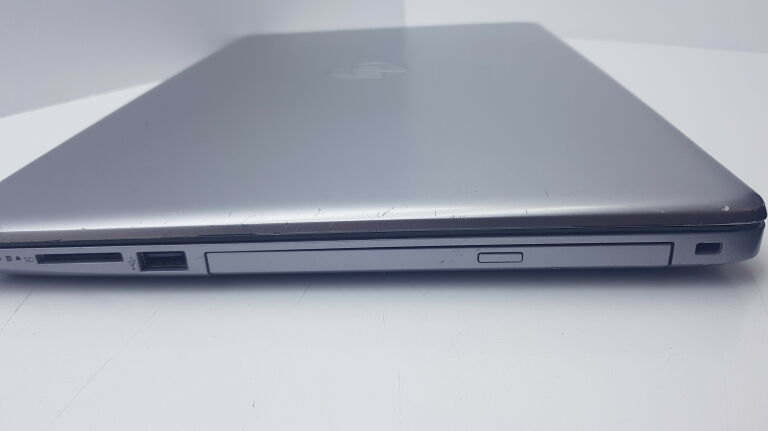 LAPTOP HP 255 G7