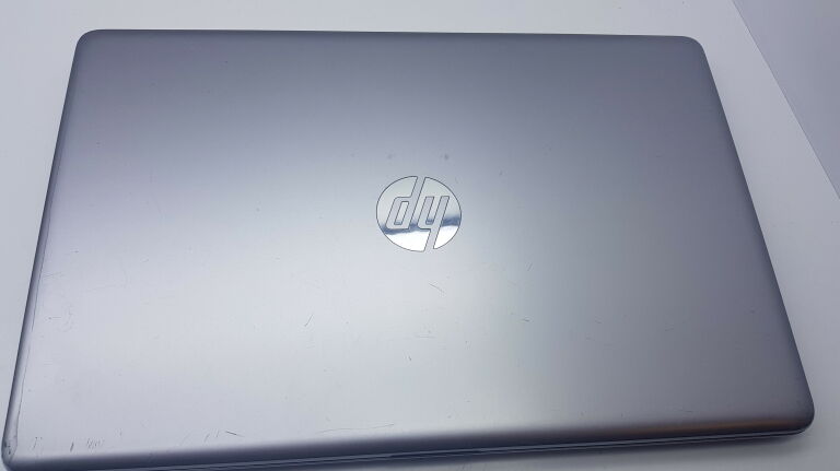 LAPTOP HP 255 G7