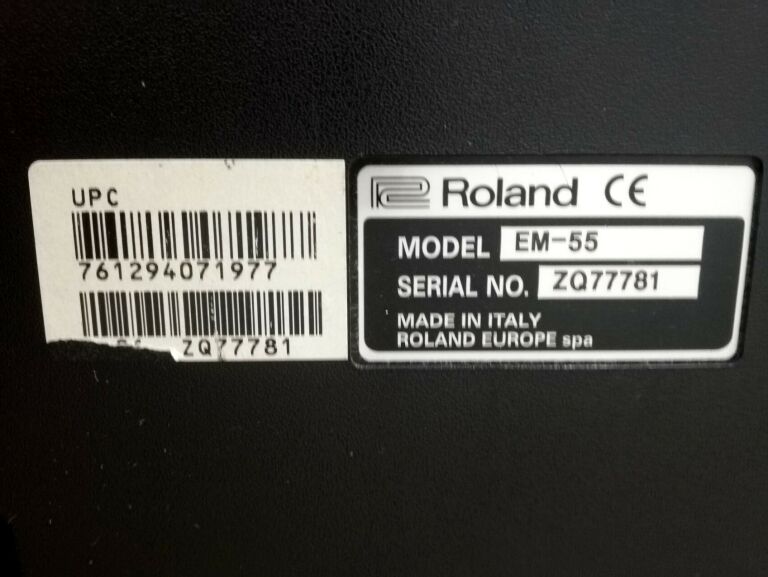 KEYBOARD ROLAND EM-55