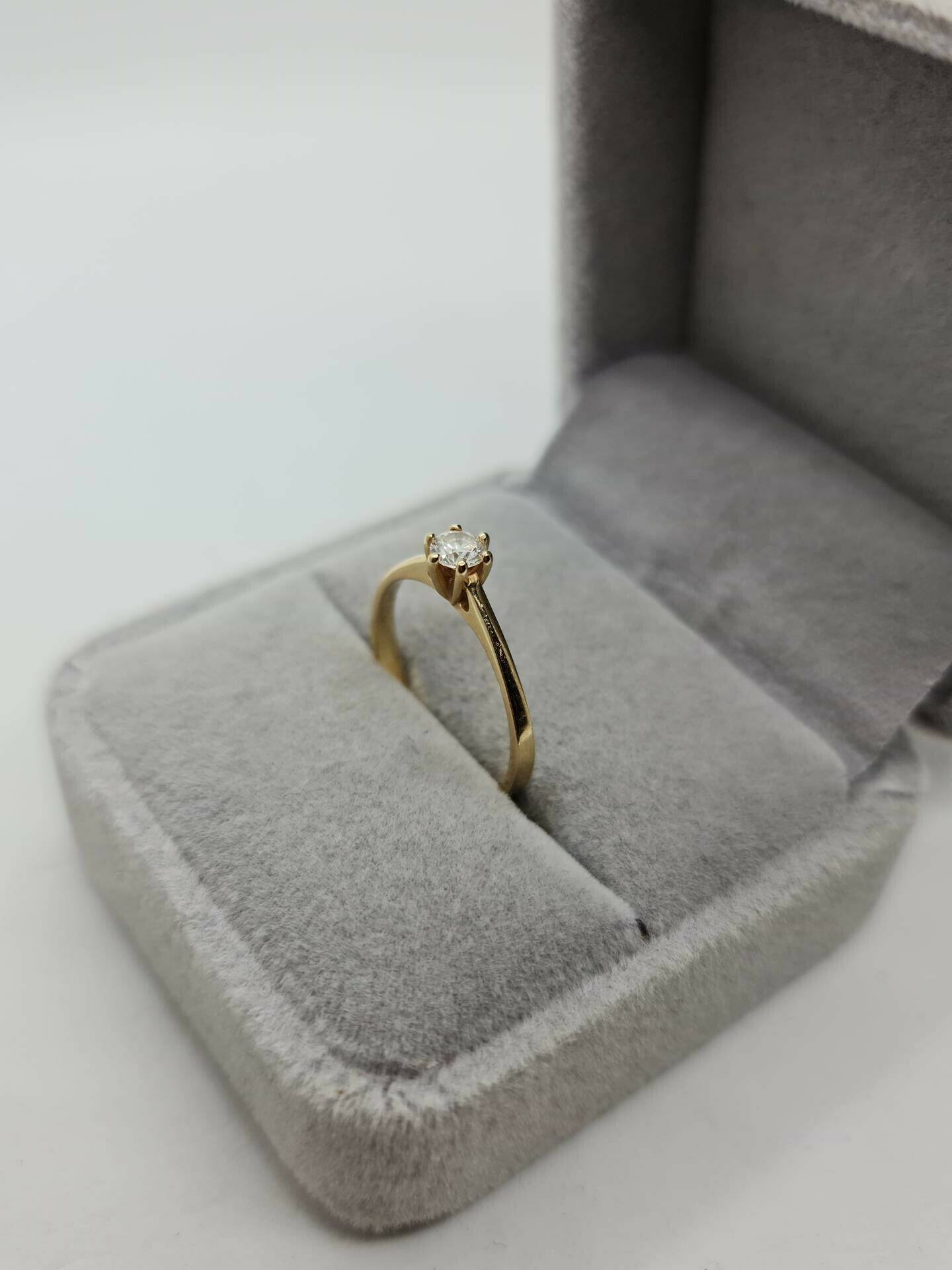 pierscionek-z-diamentem-aclari-diamonds-585-14k-proba-zlota-585