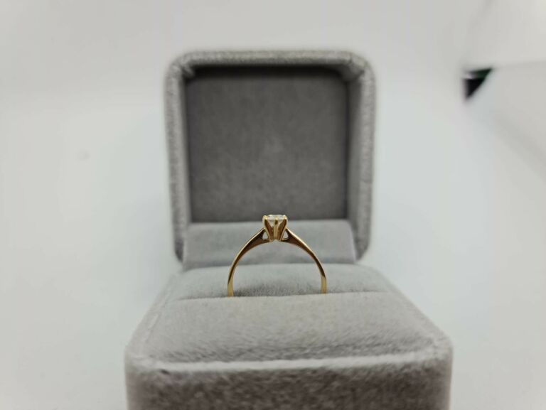 pierscionek-z-diamentem-aclari-diamonds-585-14k-cechy-brak