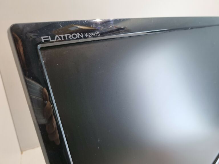 MONITOR LG FLATRON W2243S