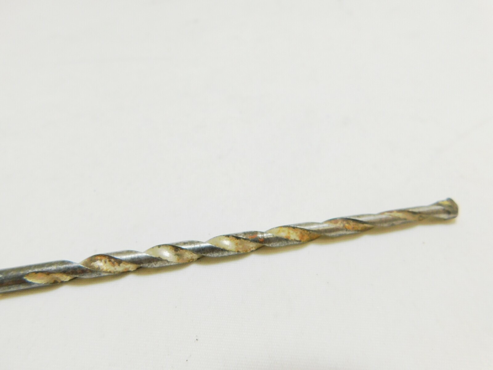 stalowe-wiertlo-do-betonu-6mm-155cm-stan-uzywany