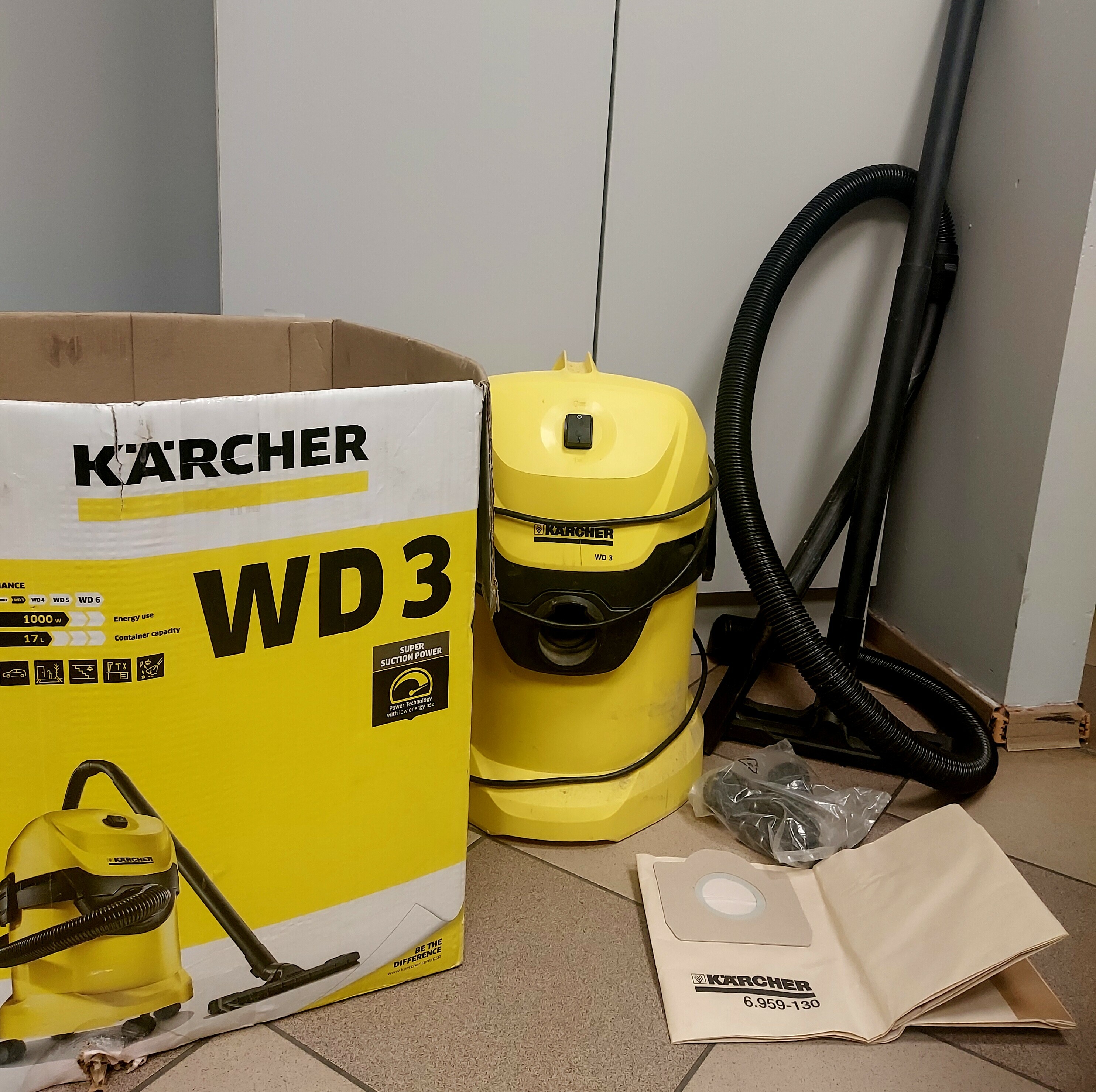 odkurzacz-karcher-wd-3-1629-8210-1000w-17l-informacje-dodatkowe-nie-dotyczy
