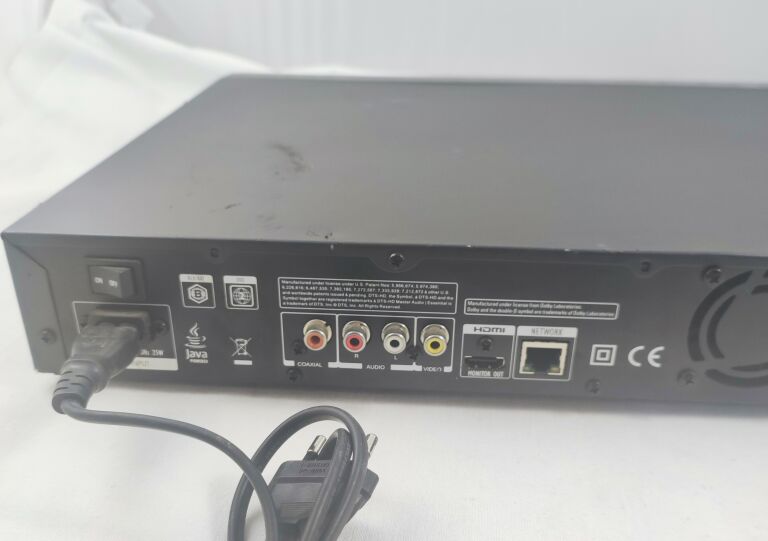 odtwarzacz-harman-kardon-bdt-30-czytaj-opis-kod-producenta-1111