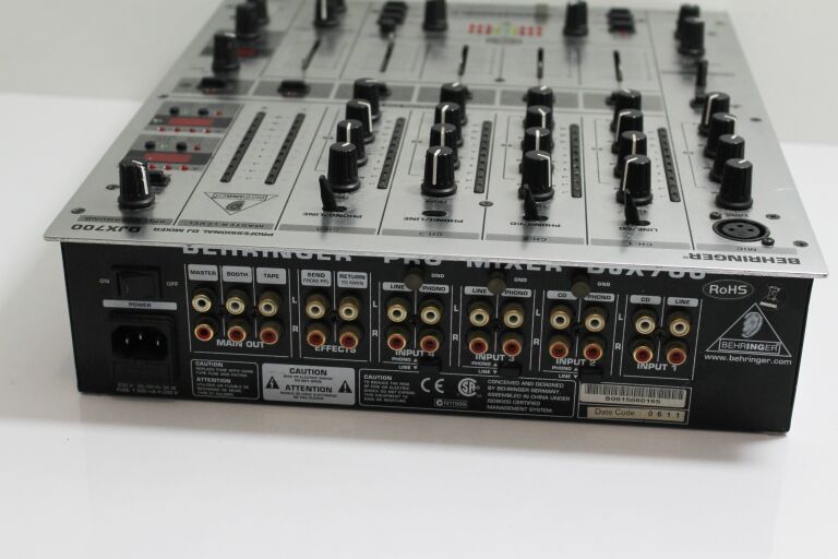 mikser-behringer-djx700-okazja-ean-4033653130158