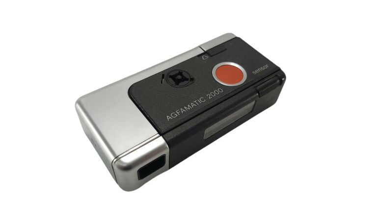 APARAT AGFA AGFAMATIC 2000
