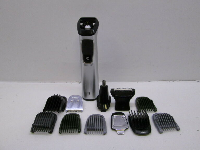 MULTI TRYMER PHILIPS 13 W 1 MULTIGROOM SERIES 700