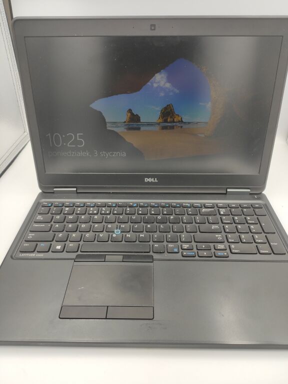 laptop-dell-latitude-e5550-rozdzielczosc-px-1366-x-768