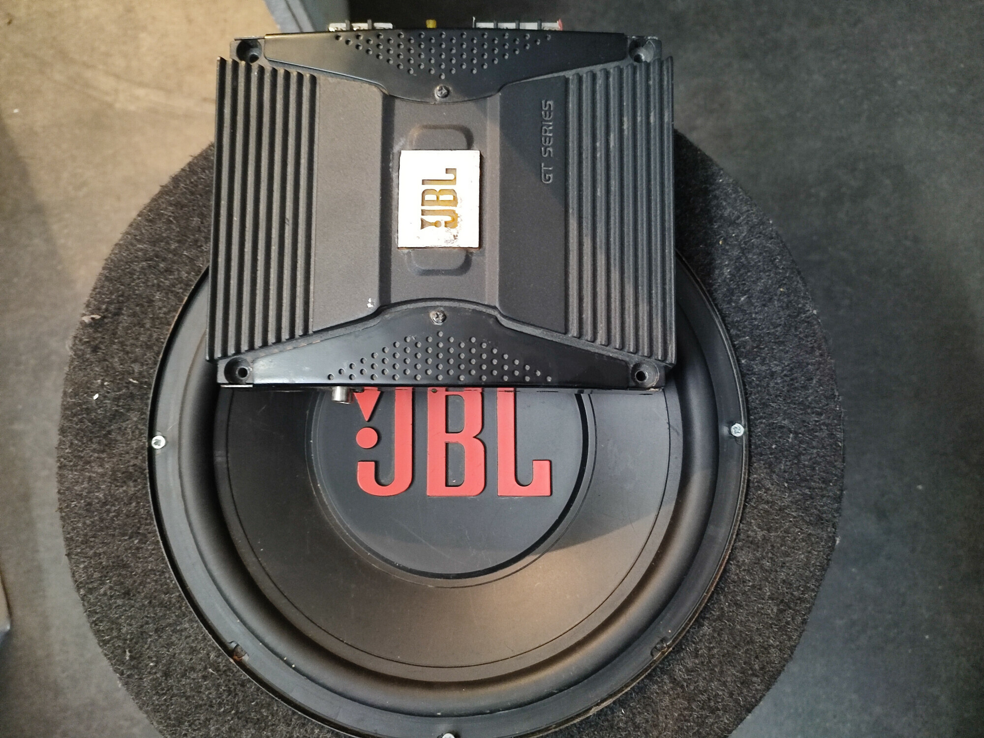 tuba-jbl-wzmacniacz-jbl-gt5-a402-stan-uzywany
