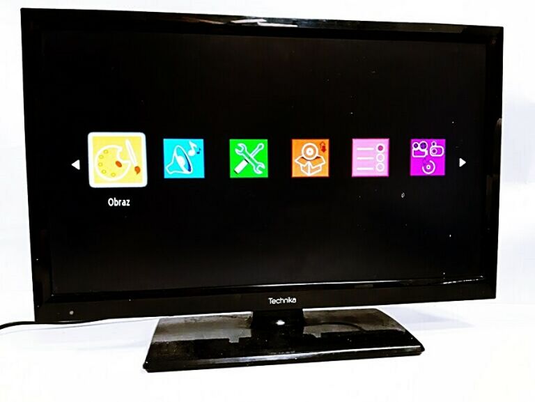 telewizor-technika-22-lf904ss13-stan-uzywany