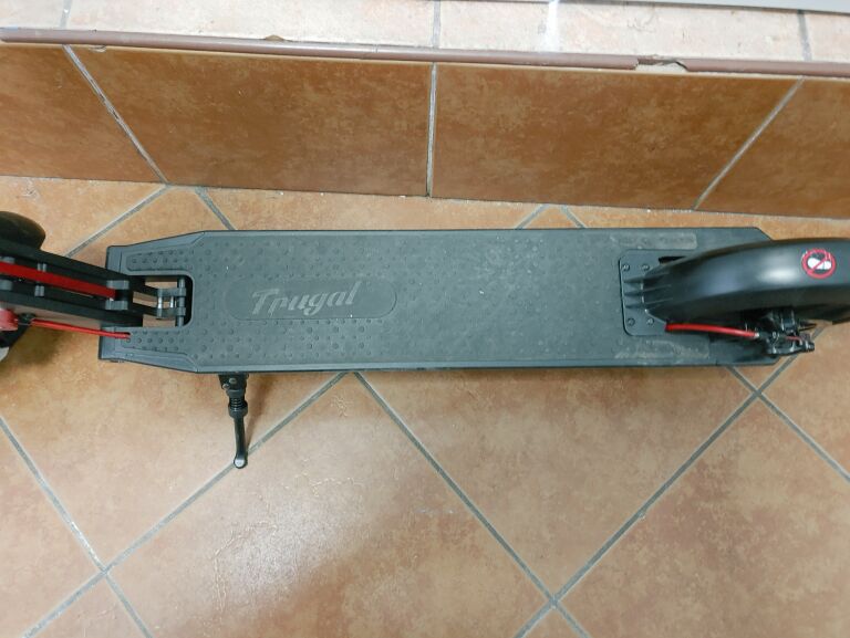 DYNAMIC HULAJNOGA FRUGAL * WROCŁAW